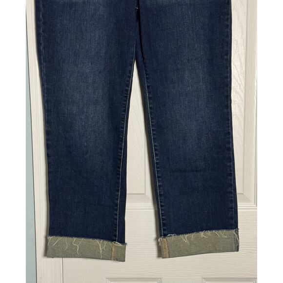 Lucky Brand Dark Wash Roughed Cuffed Sweet Mid Rise Crop, 12/31 - Picture 3 of 9